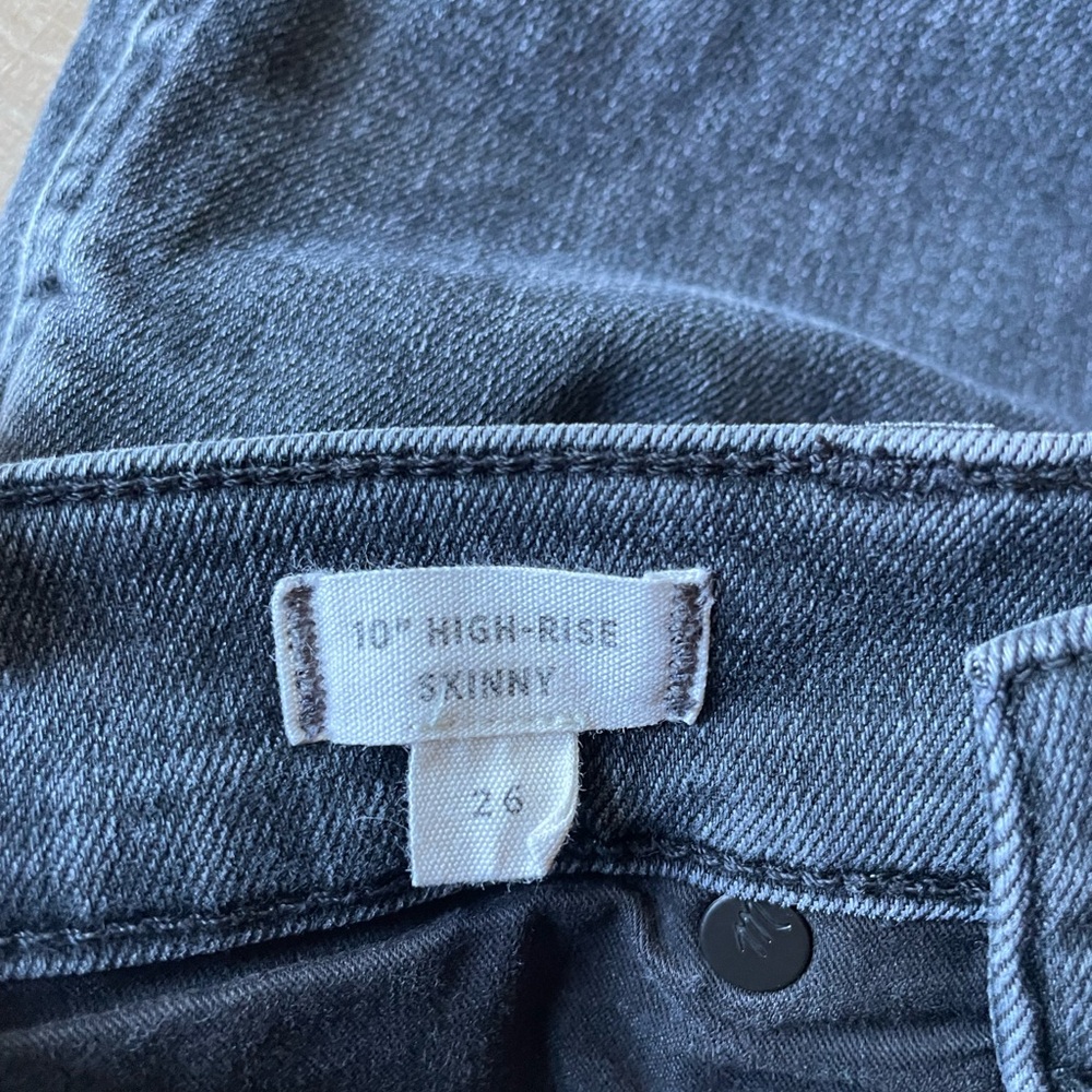 Madewell Charcoal Skinny Jeans - Picture 3 of 3